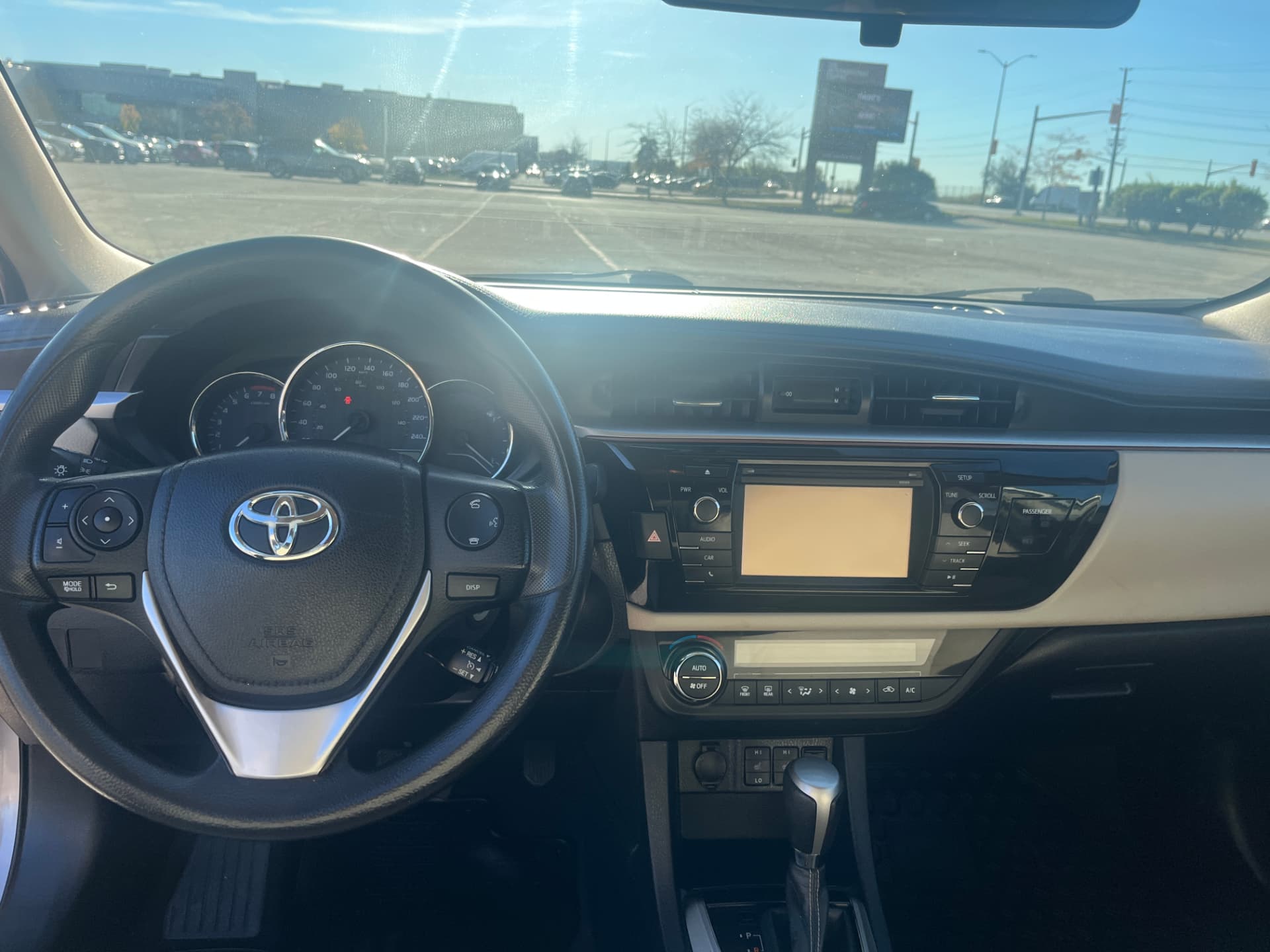 Used 2014 Toyota Corolla LE ECO in Brown for sale at B&P Auto Sales in Toronto & GTA — photo 8 of 23