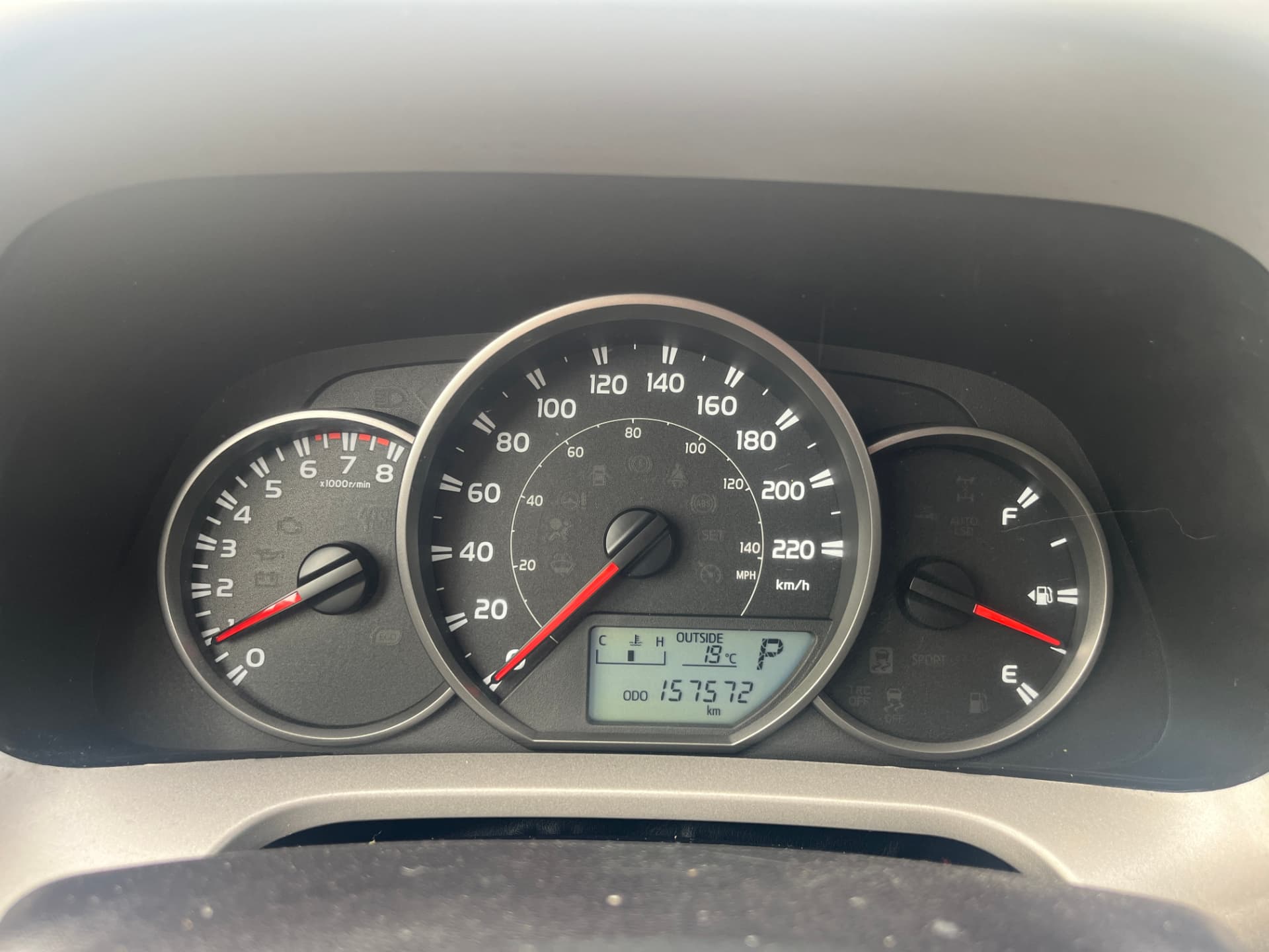Used 2016 Toyota RAV4 LE in White for sale at B&P Auto Sales in Toronto & GTA — photo 8 of 24