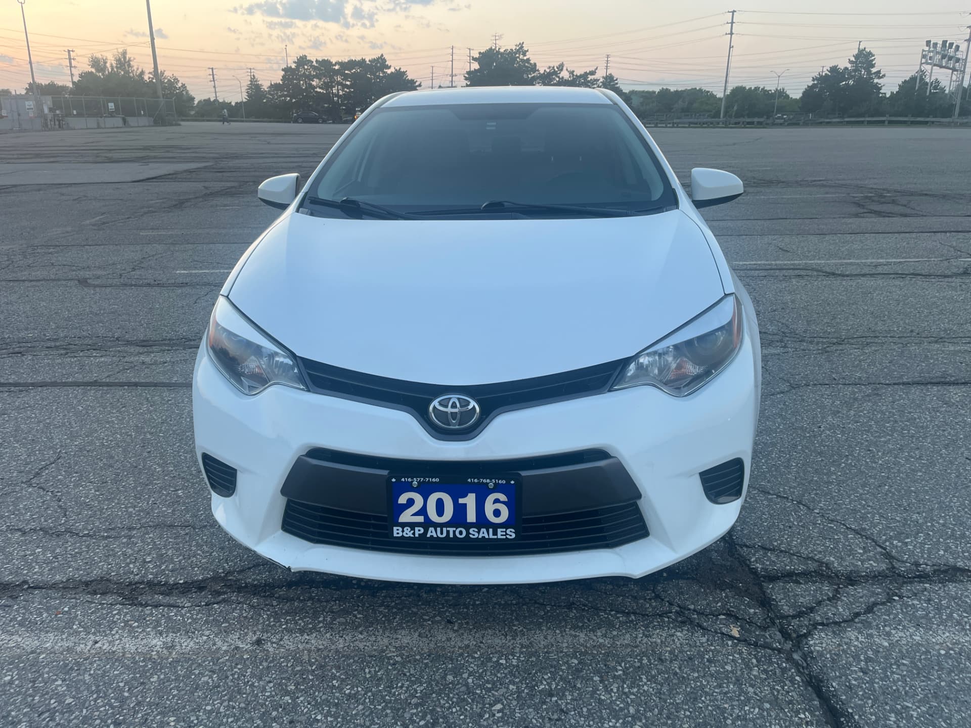 Used 2016 Toyota Corolla LE in White for sale at B&P Auto Sales in Toronto & GTA — photo 3 of 24