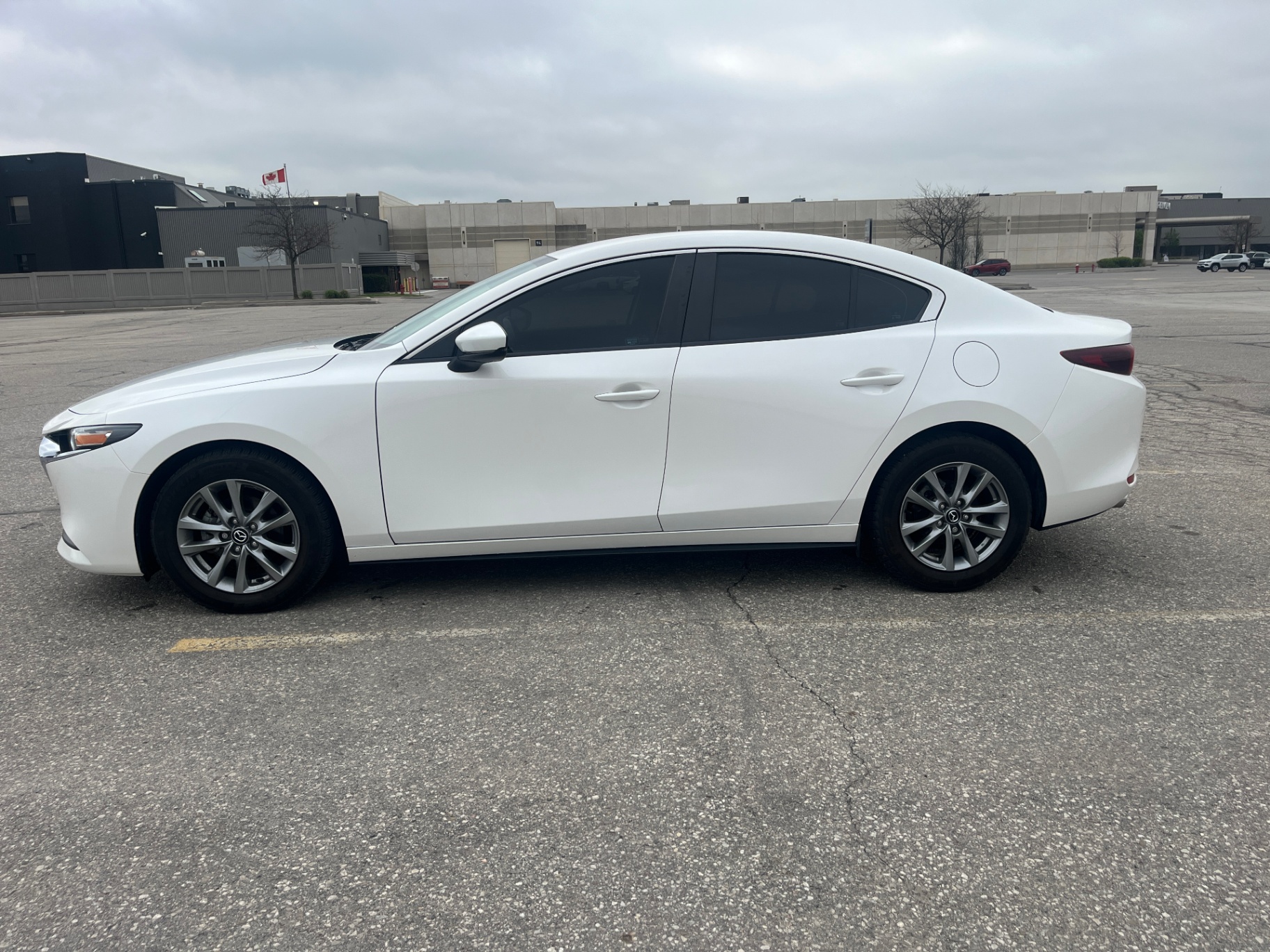 Used 2023 Mazda 3 GS SKY in White for sale at B&P Auto Sales in Toronto & GTA — photo 4 of 24