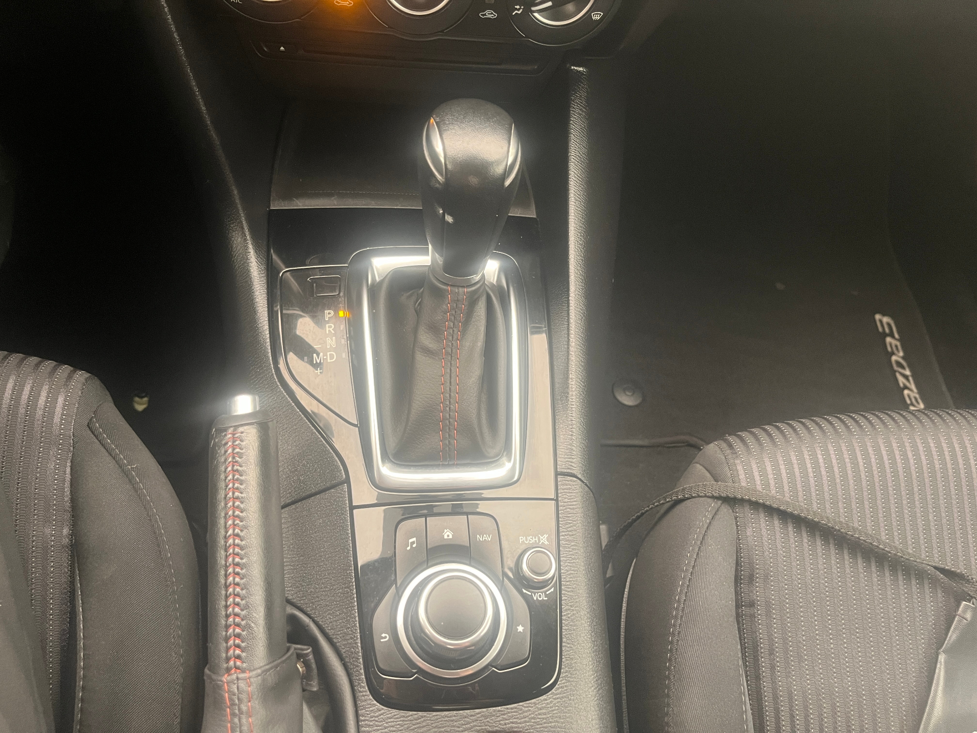 Used 2015 Mazda 3 GS-SKY in White for sale at B&P Auto Sales in Toronto & GTA — photo 16 of 25