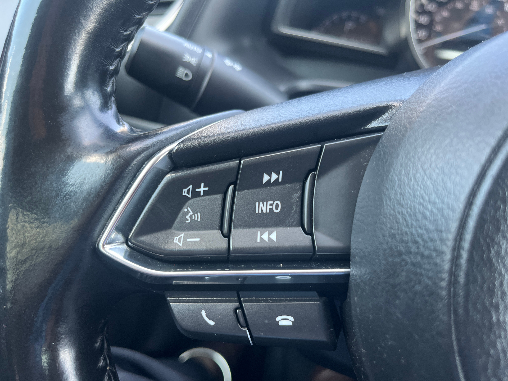 Used 2017 Mazda 3 GS-SKY HB Sport in Black for sale at B&P Auto Sales in Toronto & GTA — photo 12 of 25