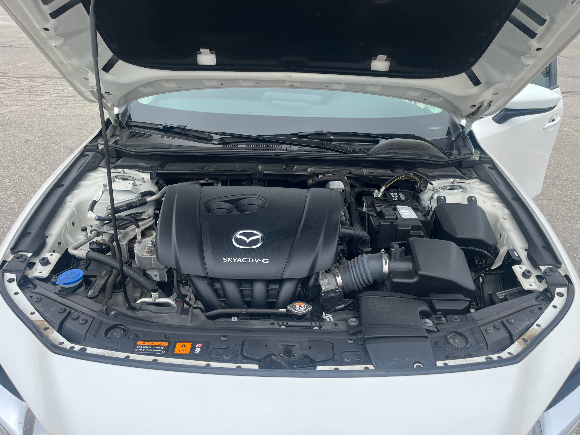 Used 2023 Mazda 3 GS SKY in White for sale at B&P Auto Sales in Toronto & GTA — photo 21 of 24