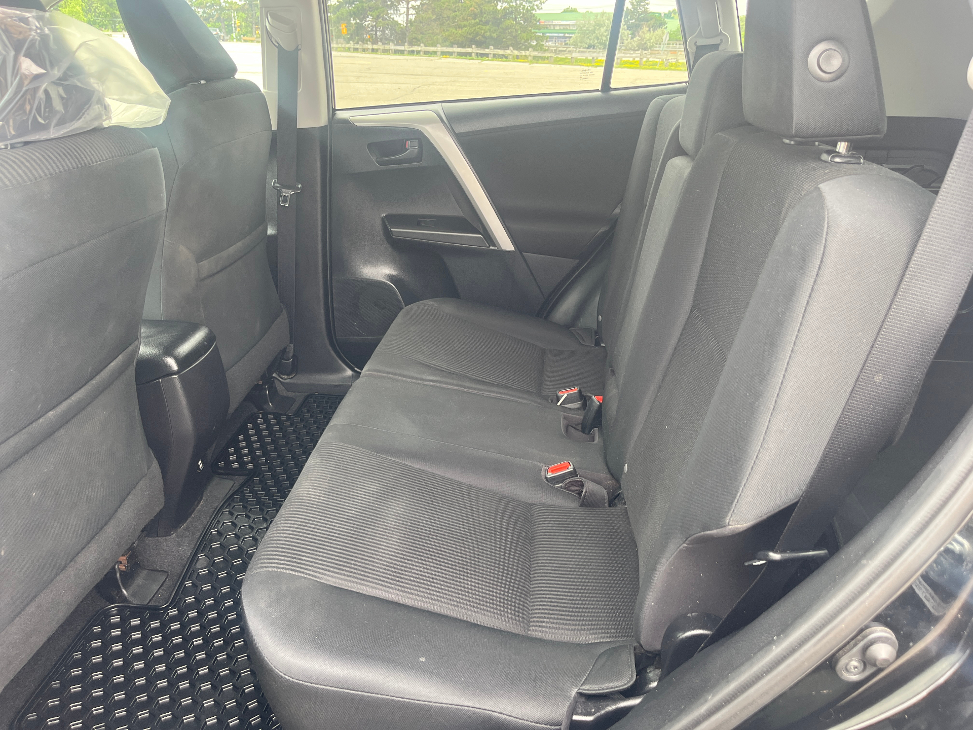 Used 2016 Toyota RAV4 AWD in Black for sale at B&P Auto Sales in Toronto & GTA — photo 19 of 24