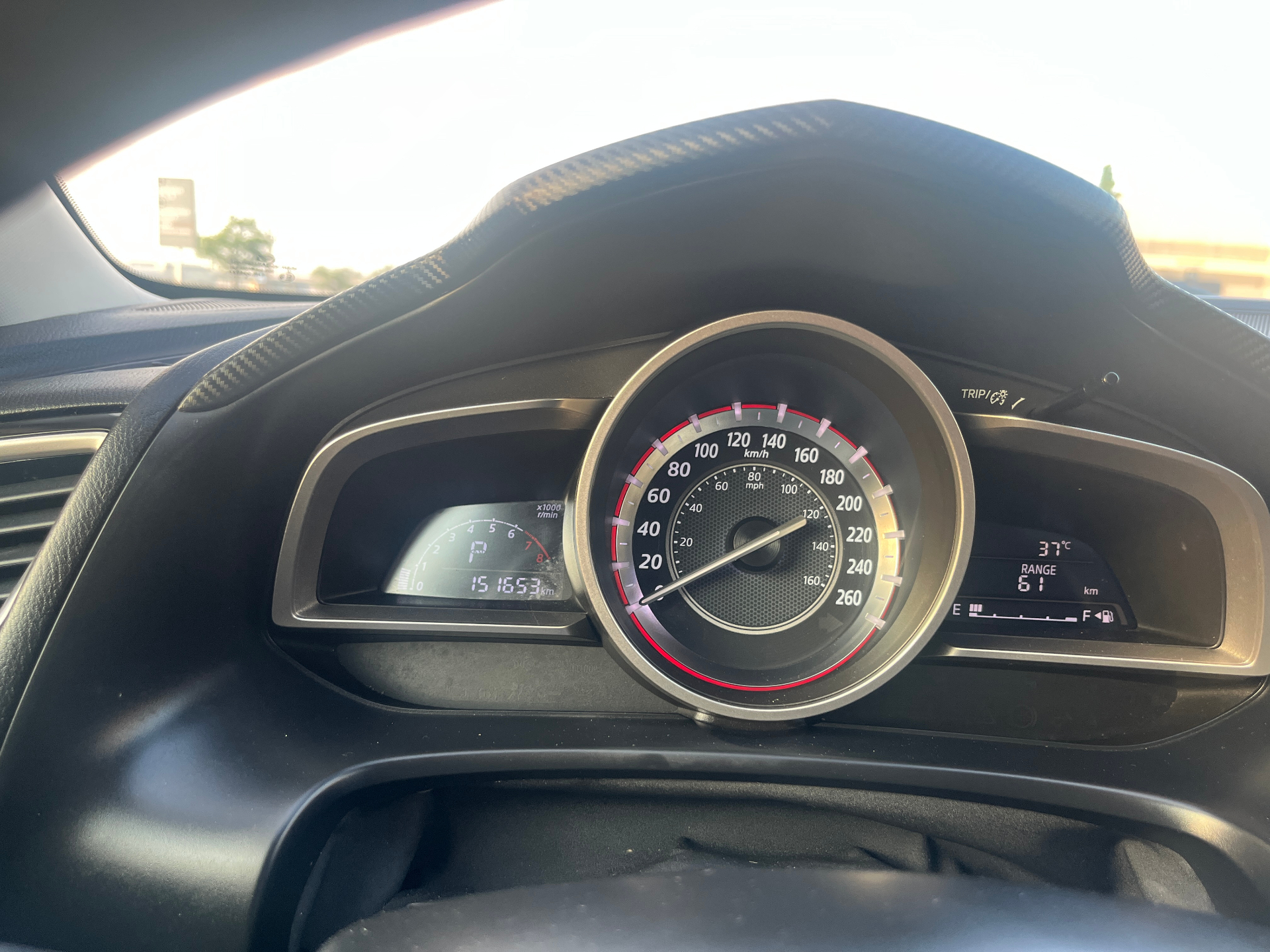 Used 2015 Mazda 3 GS-SKY HB SPORT in Brown for sale at B&P Auto Sales in Toronto & GTA — photo 15 of 25