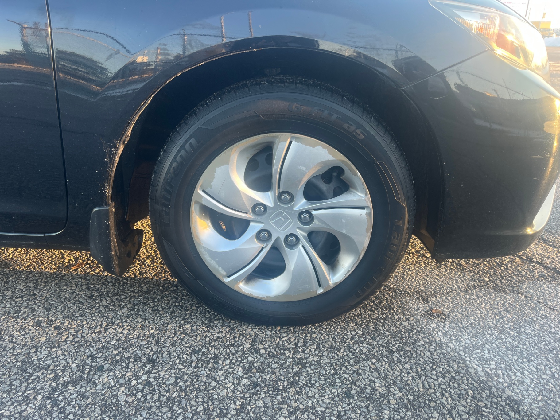 Used 2015 Honda Civic LX in Black for sale at B&P Auto Sales in Toronto & GTA — photo 7 of 23