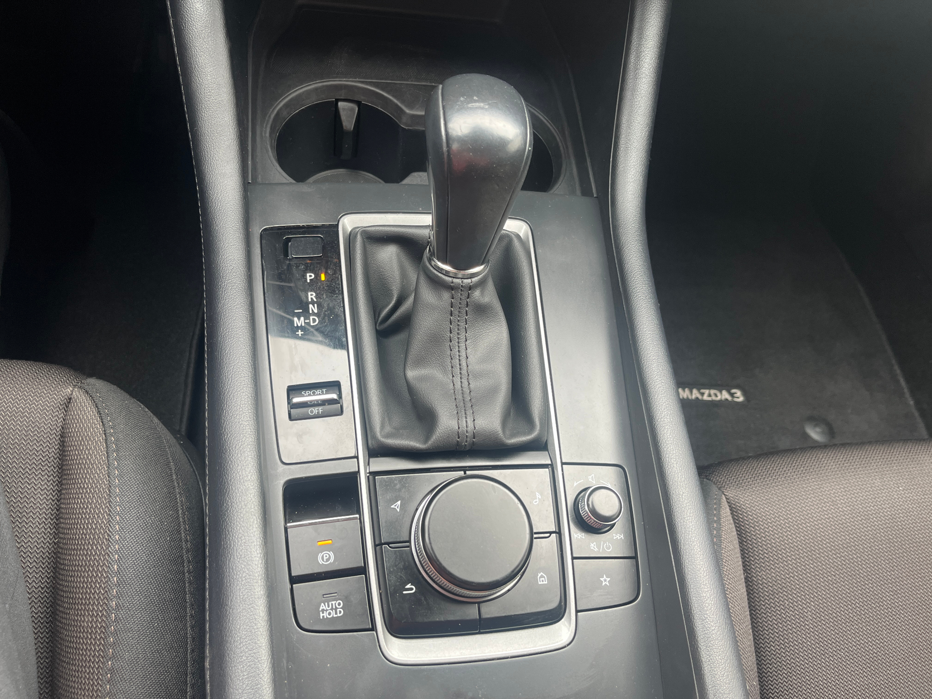 Used 2023 Mazda 3 GS SKY in White for sale at B&P Auto Sales in Toronto & GTA — photo 17 of 24