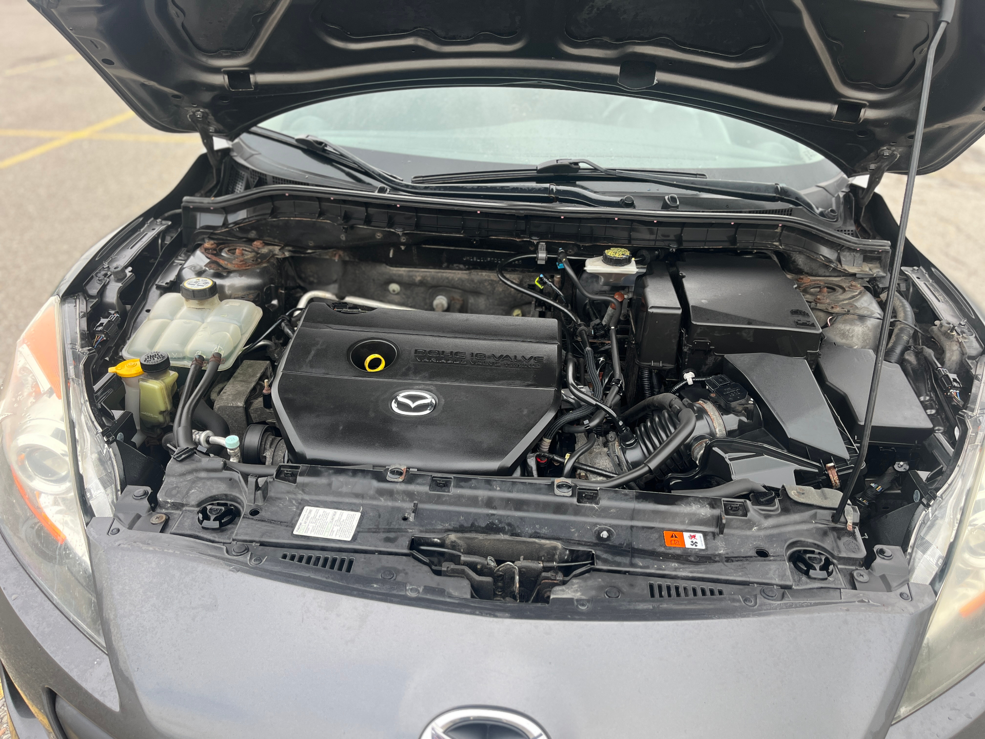 Used 2013 Mazda 3 GS in Dark Gray for sale at B&P Auto Sales in Toronto & GTA — photo 18 of 21