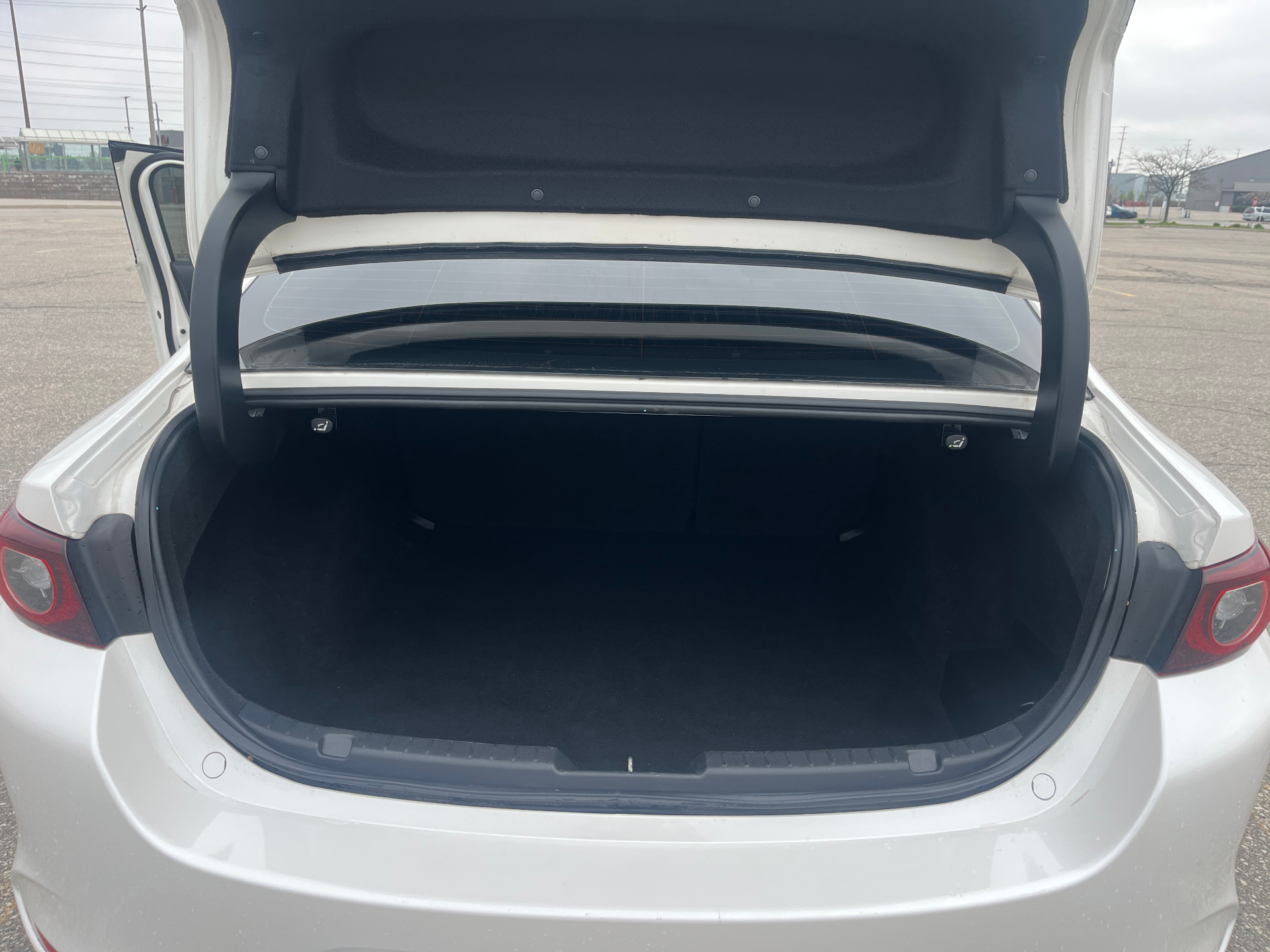 Used 2023 Mazda 3 GS SKY in White for sale at B&P Auto Sales in Toronto & GTA — photo 20 of 24