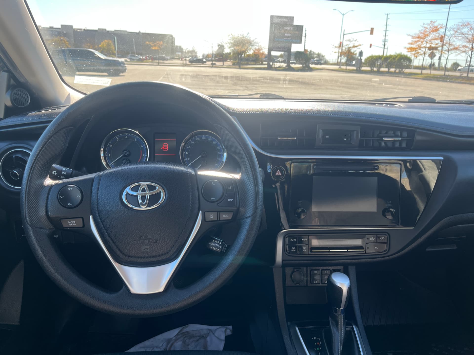 Used 2018 Toyota Corolla LE in Black for sale at B&P Auto Sales in Toronto & GTA — photo 8 of 24
