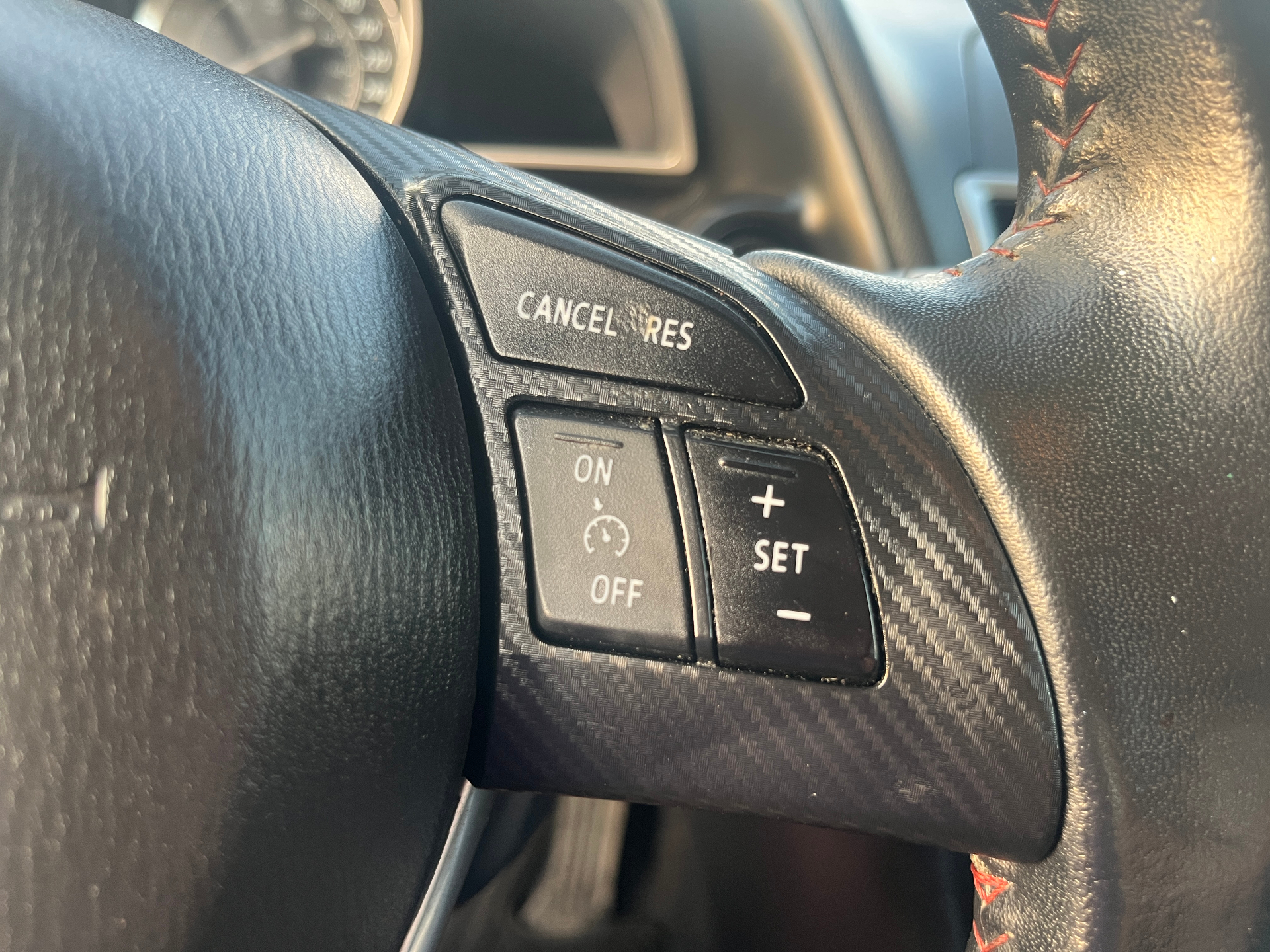 Used 2015 Mazda 3 GS-SKY HB SPORT in Brown for sale at B&P Auto Sales in Toronto & GTA — photo 13 of 25