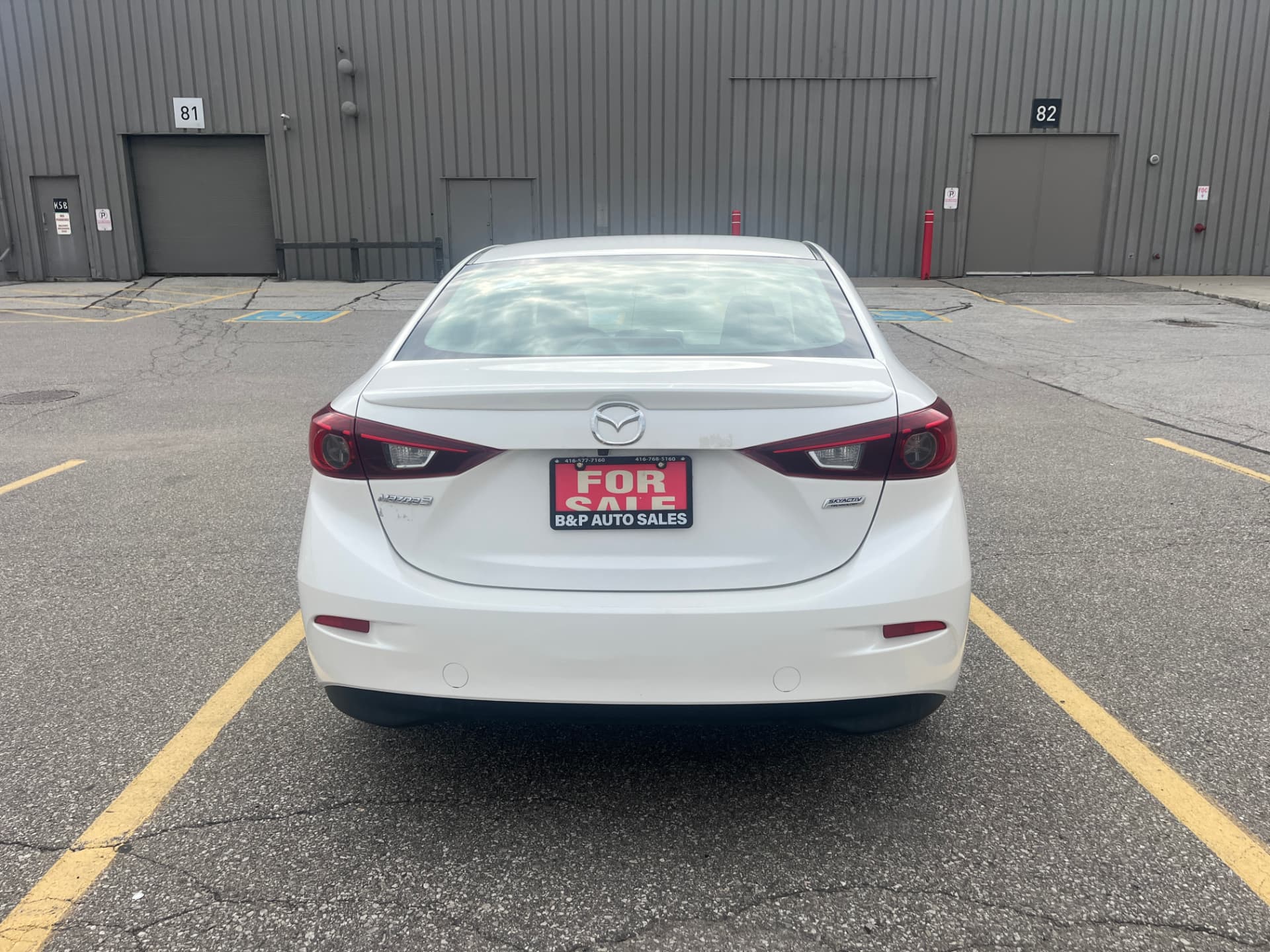 Used 2015 Mazda 3 GS-SKY in White for sale at B&P Auto Sales in Toronto & GTA — photo 5 of 26