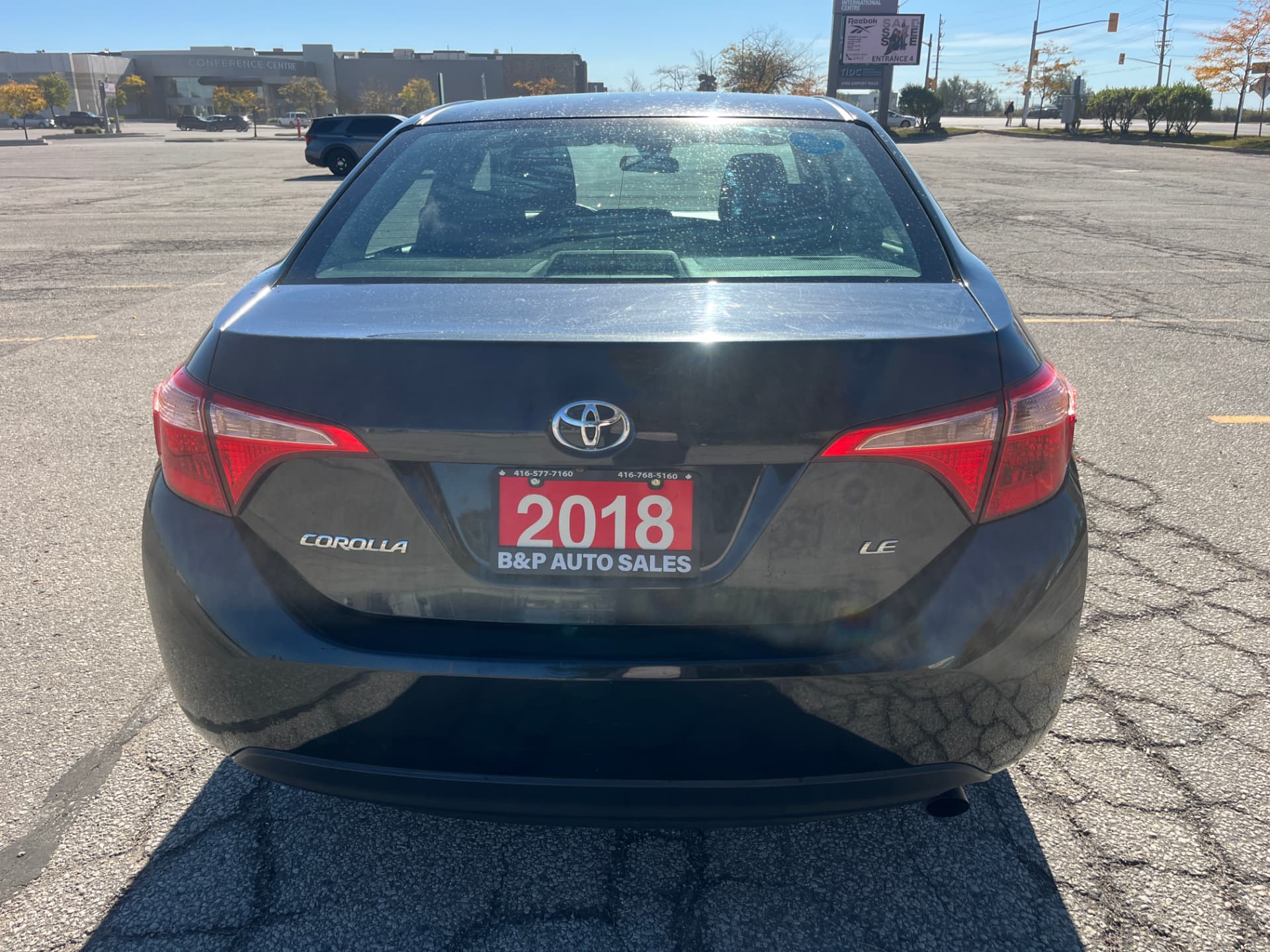 Used 2018 Toyota Corolla LE in Black for sale at B&P Auto Sales in Toronto & GTA — photo 5 of 24