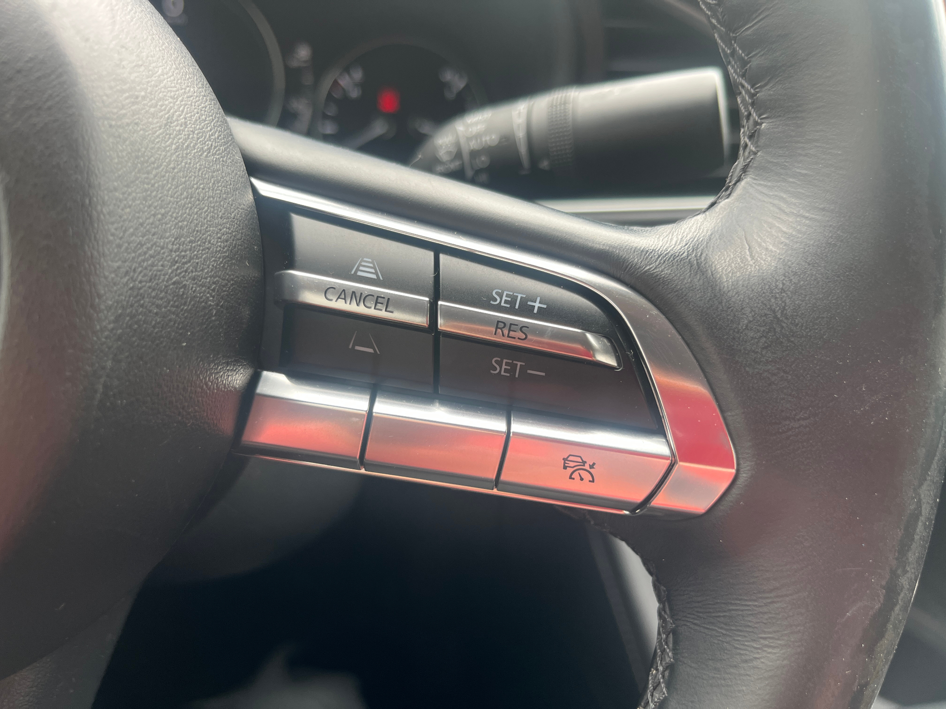 Used 2023 Mazda 3 GS SKY in White for sale at B&P Auto Sales in Toronto & GTA — photo 12 of 24