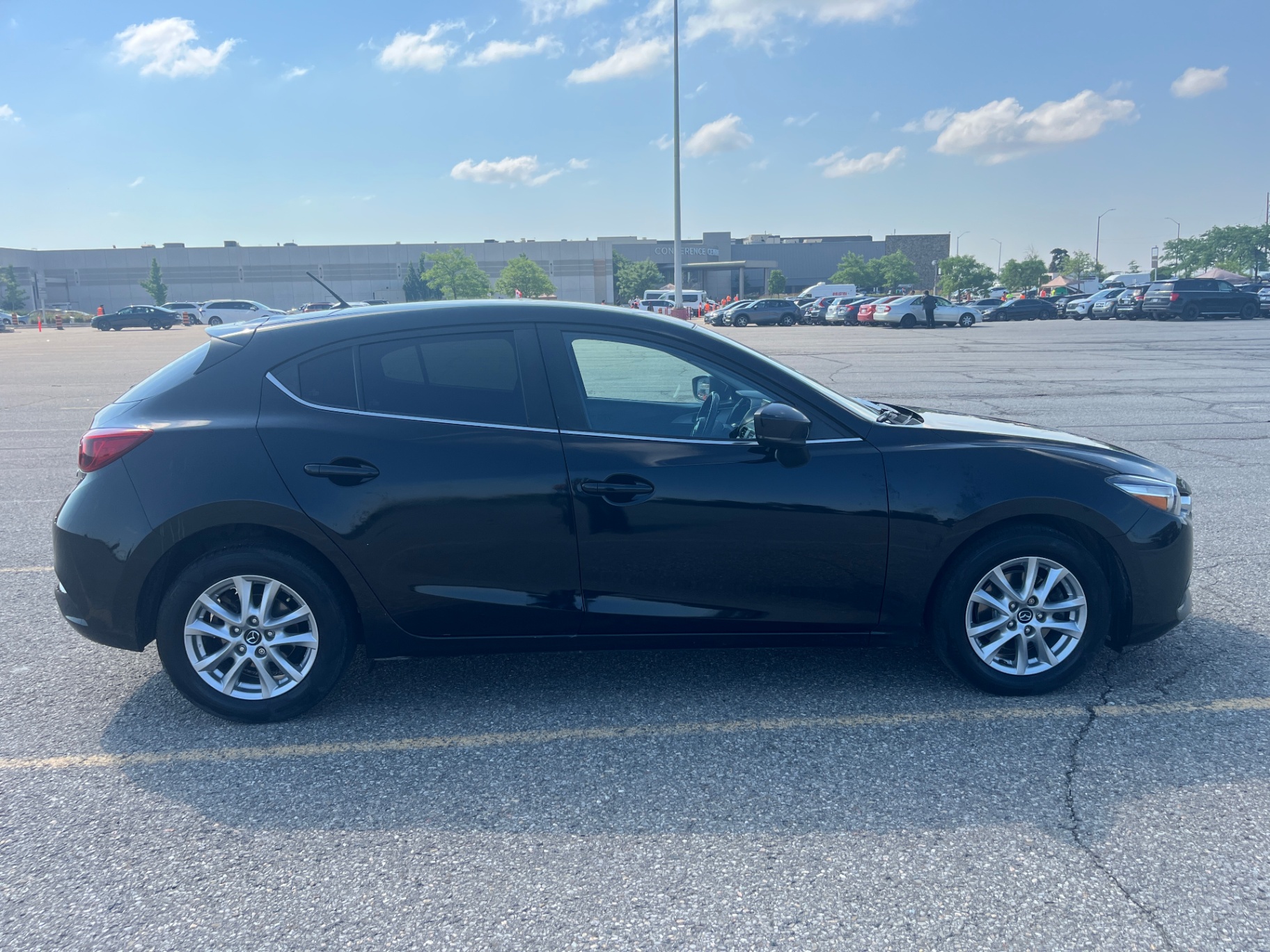 Used 2017 Mazda 3 GS-SKY HB Sport in Black for sale at B&P Auto Sales in Toronto & GTA — photo 6 of 25