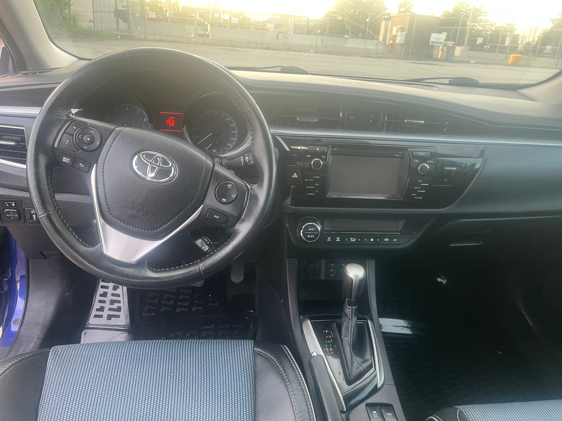Used 2015 Toyota Corolla Sport in Blue for sale at B&P Auto Sales in Toronto & GTA — photo 8 of 25